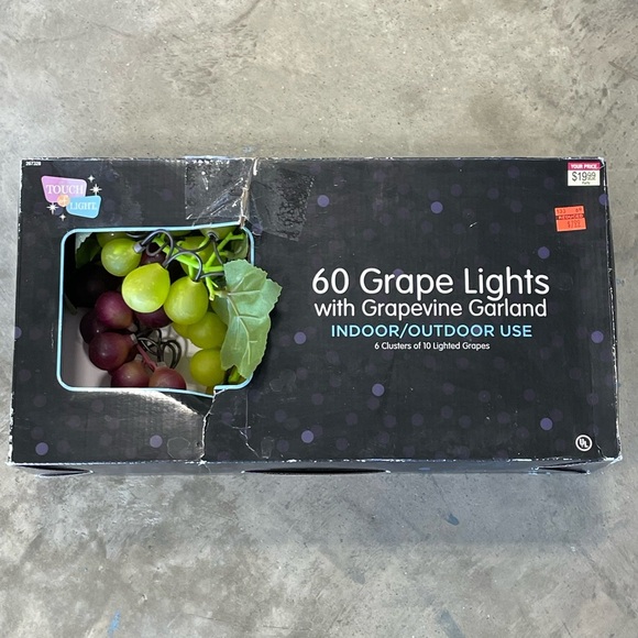 Vintage Lighted Grapes and Grapevine rubber plastic string lights NOS NWT - Picture 1 of 8